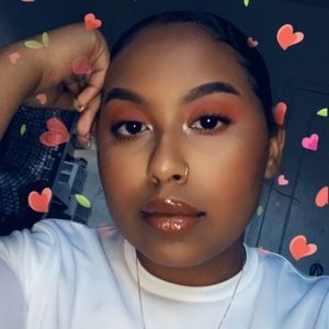 Meet your Posher, Nilda